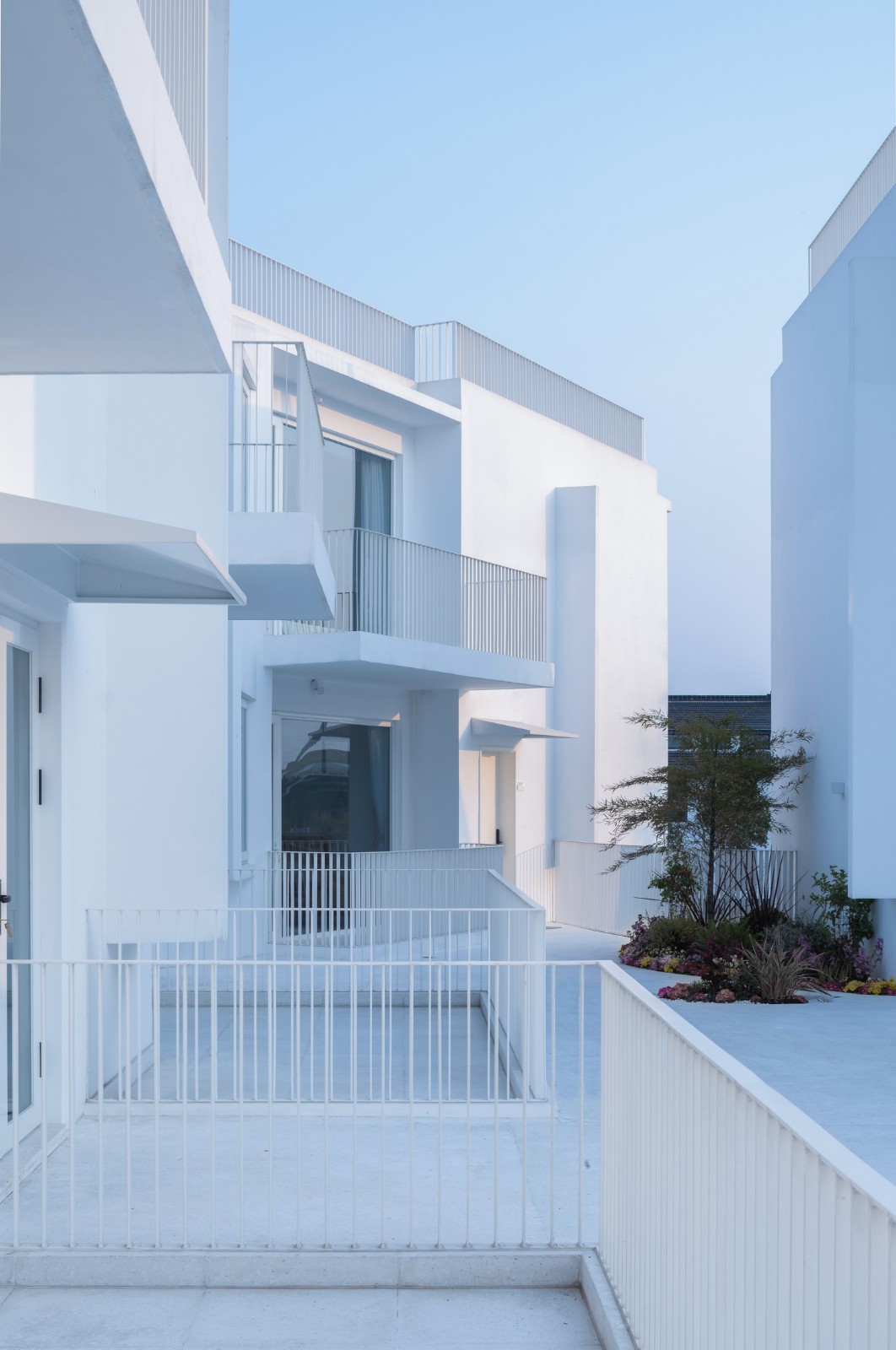 BIM建筑|漂浮的房子 / 巢羽建筑设计事务所