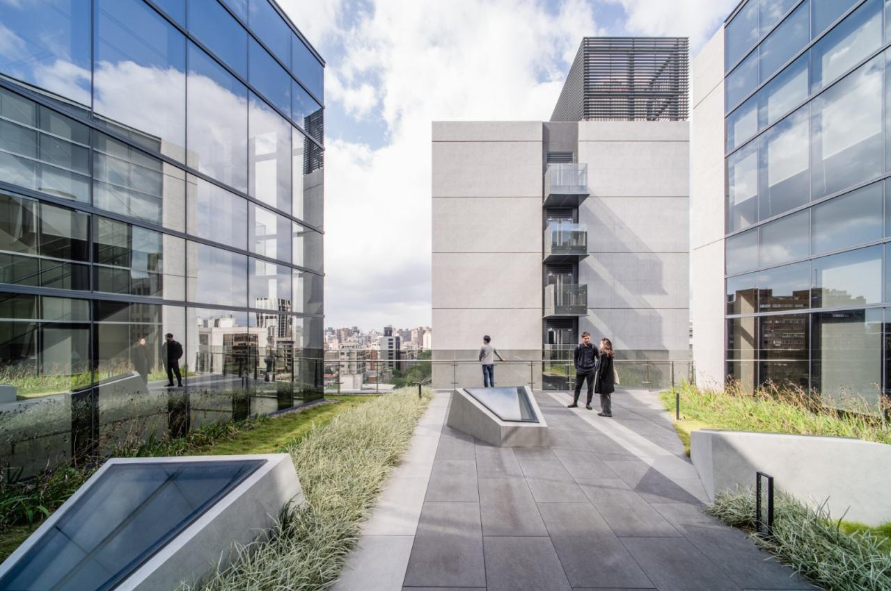 BIM建筑|政治大学公共行政及企业管理教育中心 / 潘冀联合建筑师事务所