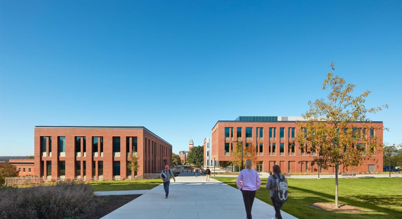 BIM建筑|Wilbur O. & Ann Powers 商学院 / LMN Architects