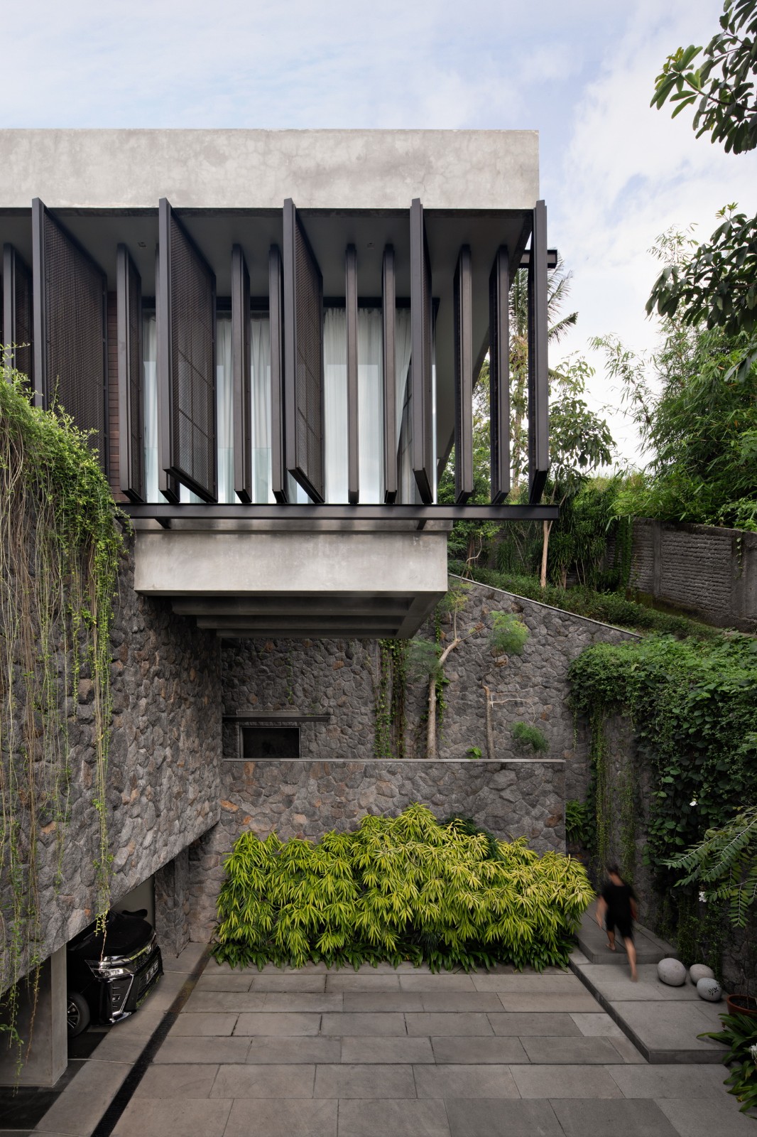 BIM建筑|山坡住宅 / Wahana Architects