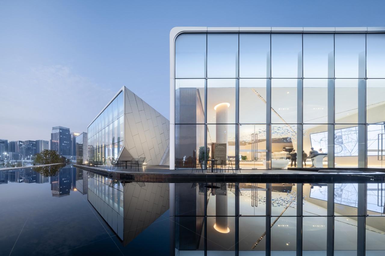 BIM建筑|赣州锦润 ▪ 滨江云宸展示中心 / 成执设计