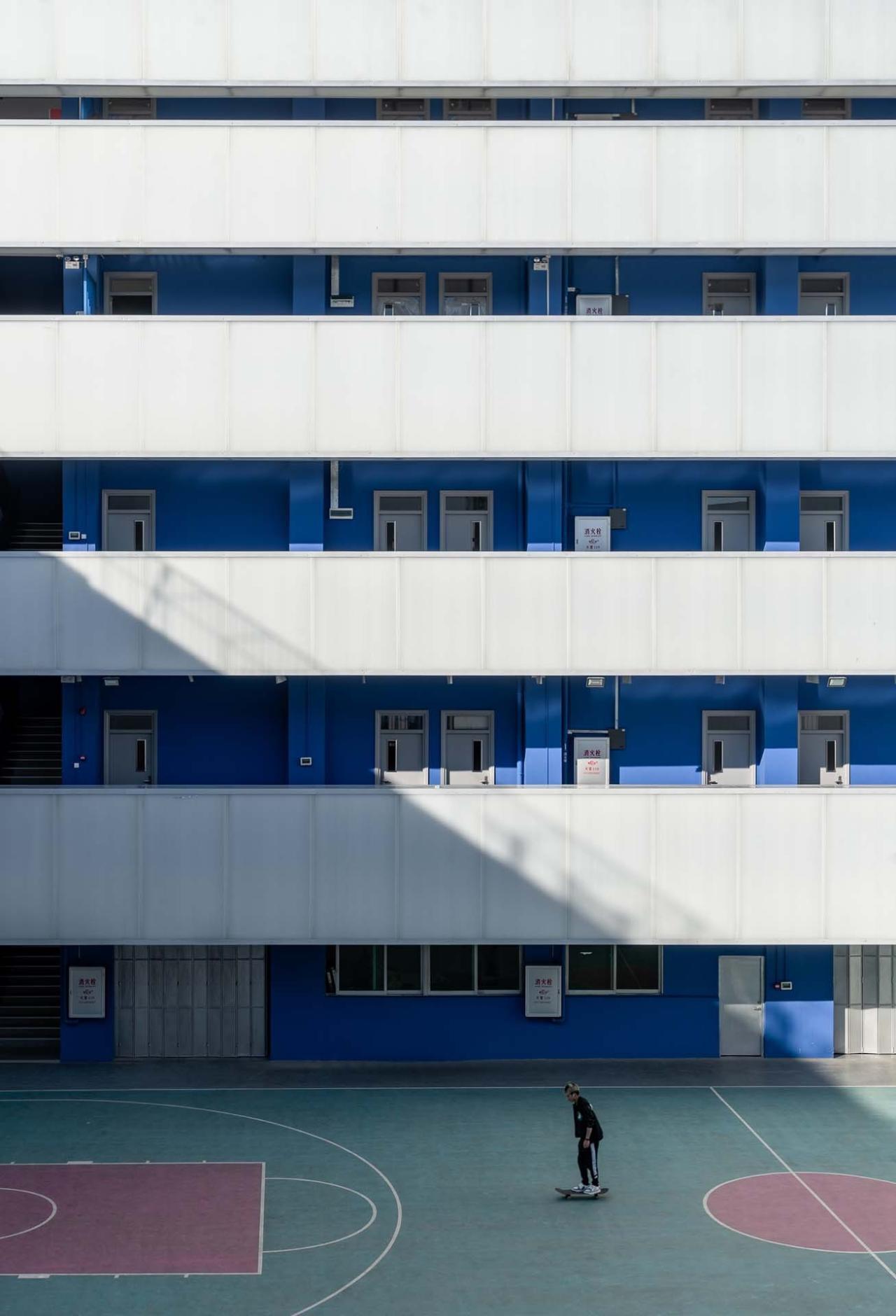 BIM建筑|深圳蓝白艺术院校 / 万社设计