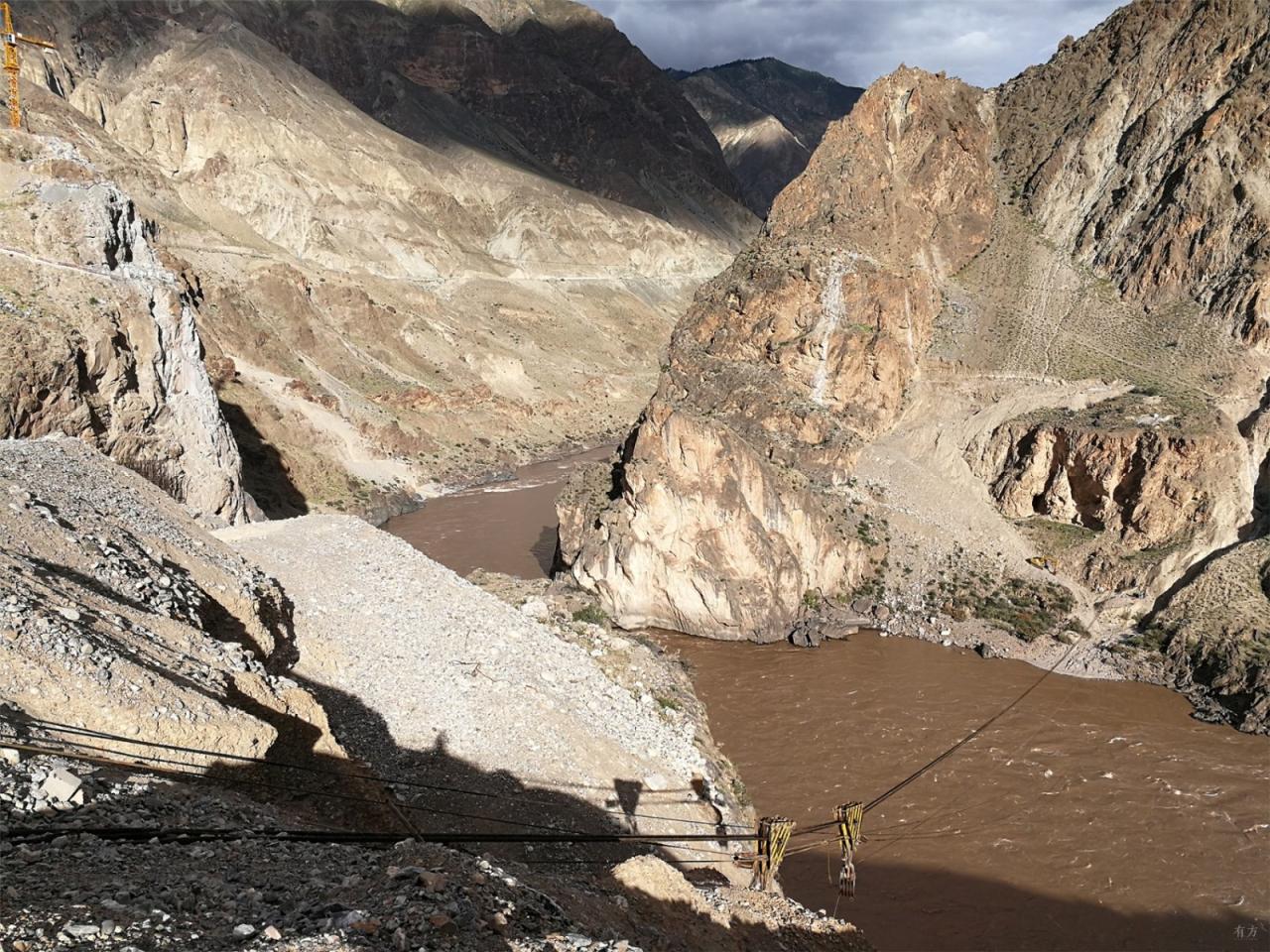 BIM建筑|高寒高海拔地区的当代建筑实践 / 小隐建筑