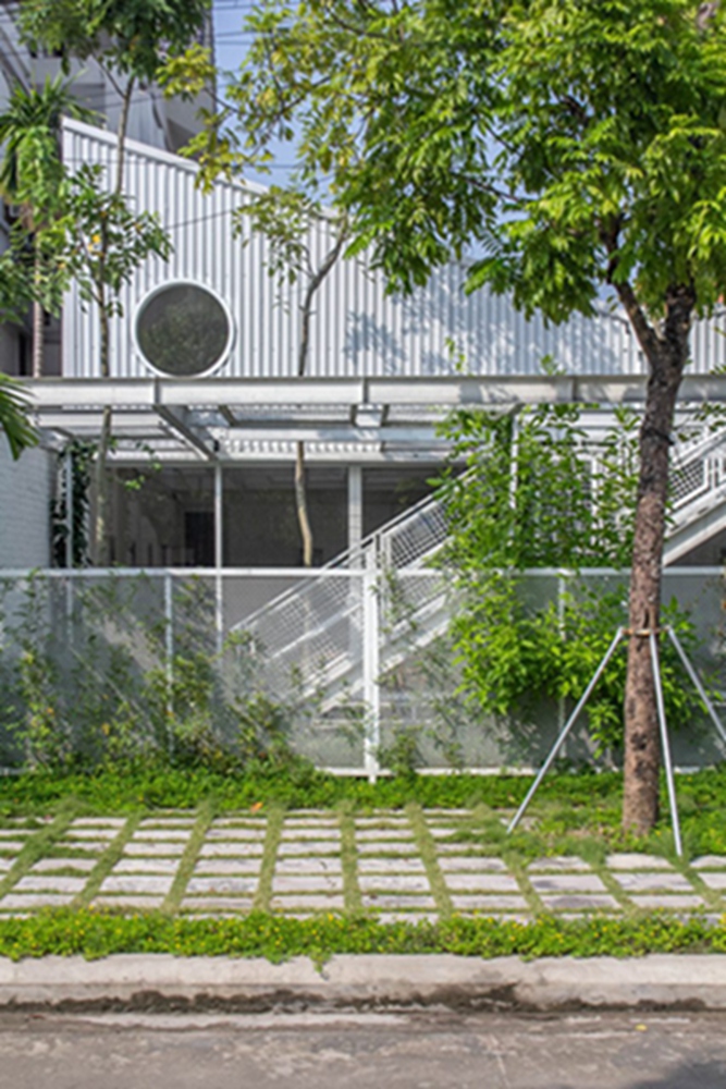 BIM建筑|HGAA工作室设计植物覆盖的幼儿园