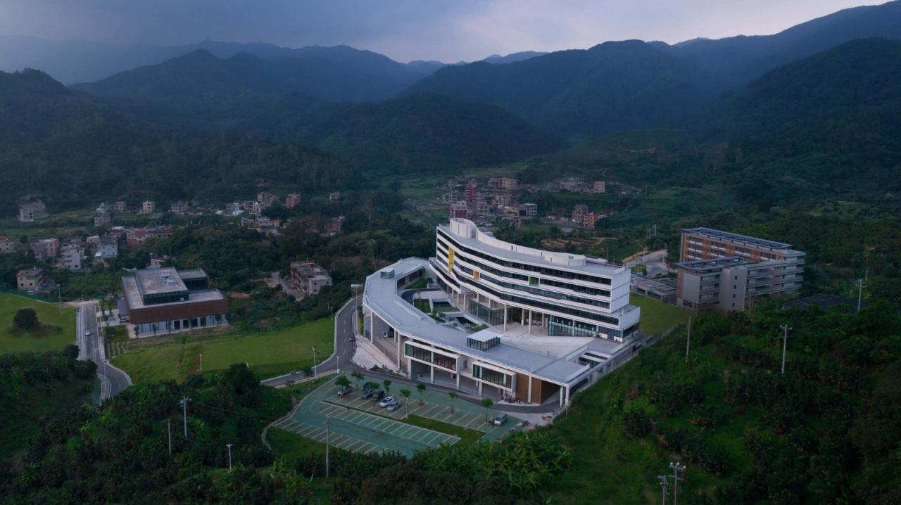 BIM建筑|厦门市思明区青少年实践基地 / 筑境设计