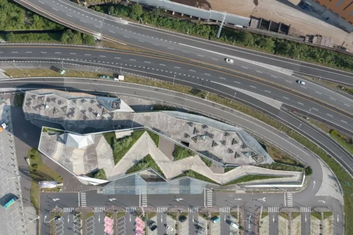 BIM建筑|苏澳高速公路休息区及服务区 / 翁祖模建筑师事务所