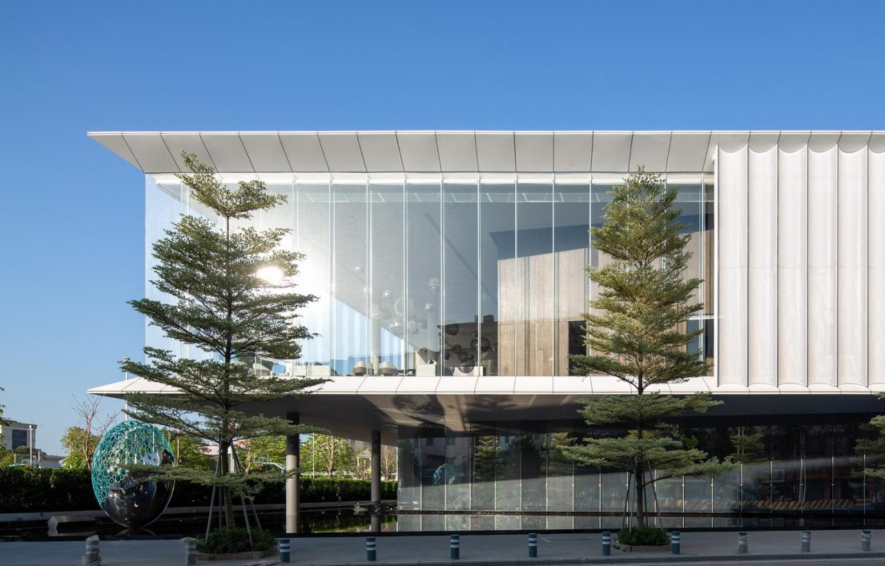 BIM建筑|东莞中科先进产业振兴展示馆 / 柏涛建筑