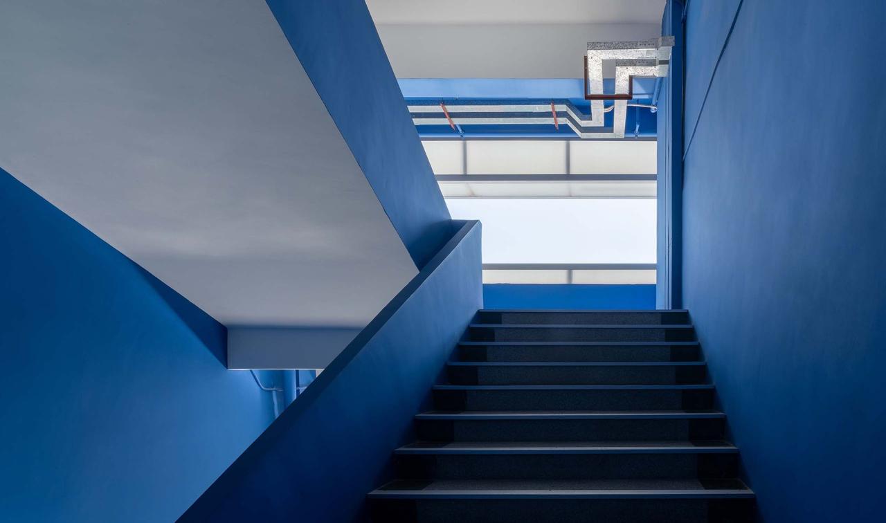 BIM建筑|深圳蓝白艺术院校 / 万社设计