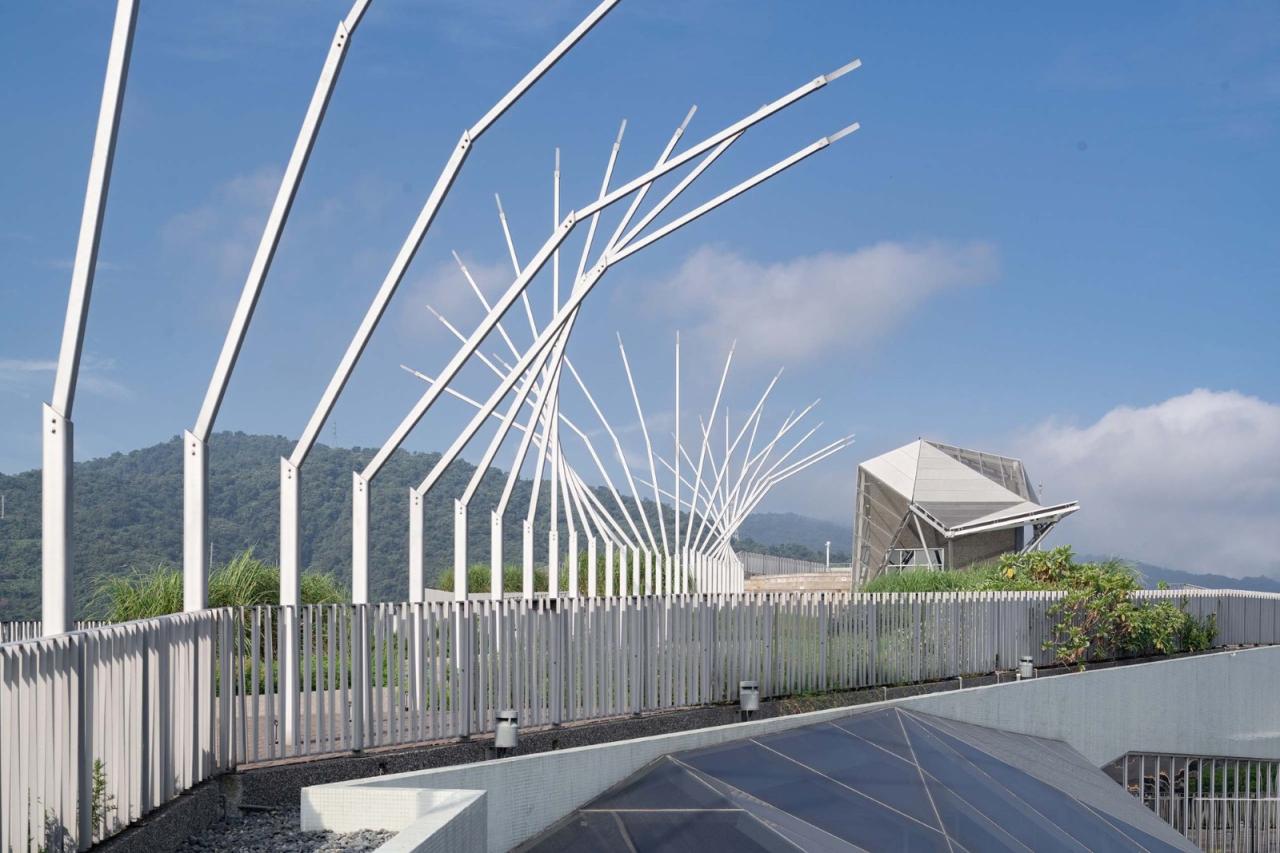 BIM建筑|苏澳高速公路休息区及服务区 / 翁祖模建筑师事务所