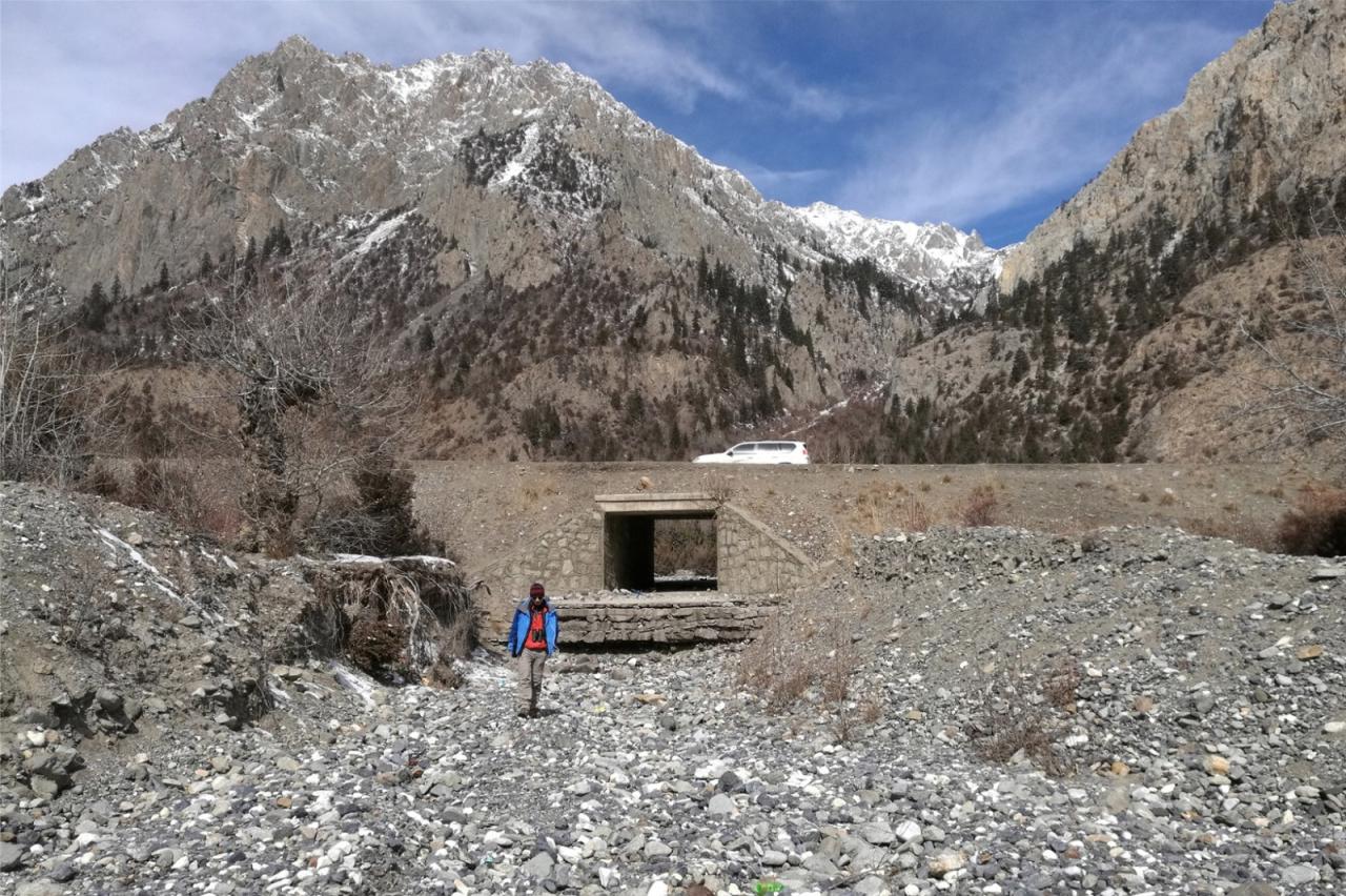 BIM建筑|高寒高海拔地区的当代建筑实践 / 小隐建筑