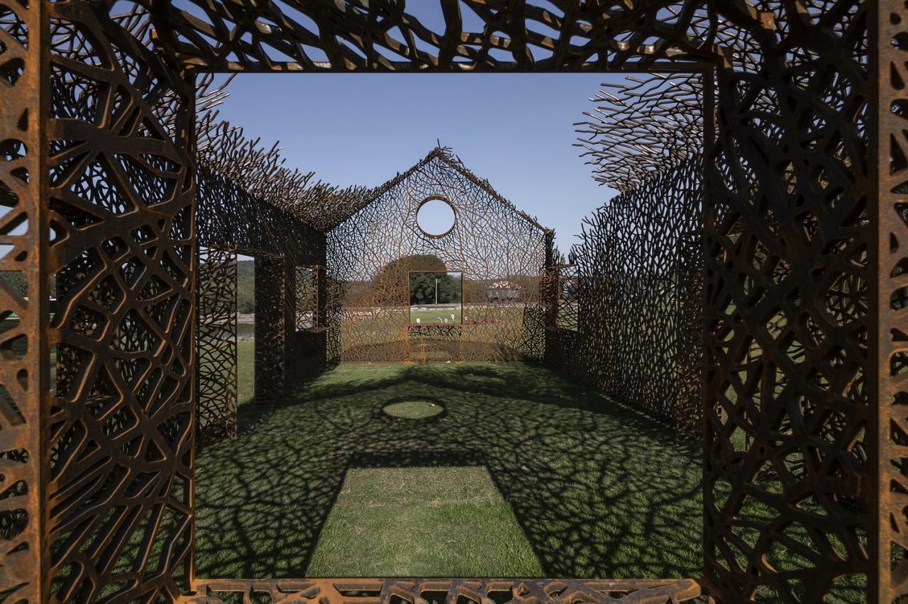 BIM建筑|《消失的房子》/ 胡泉纯