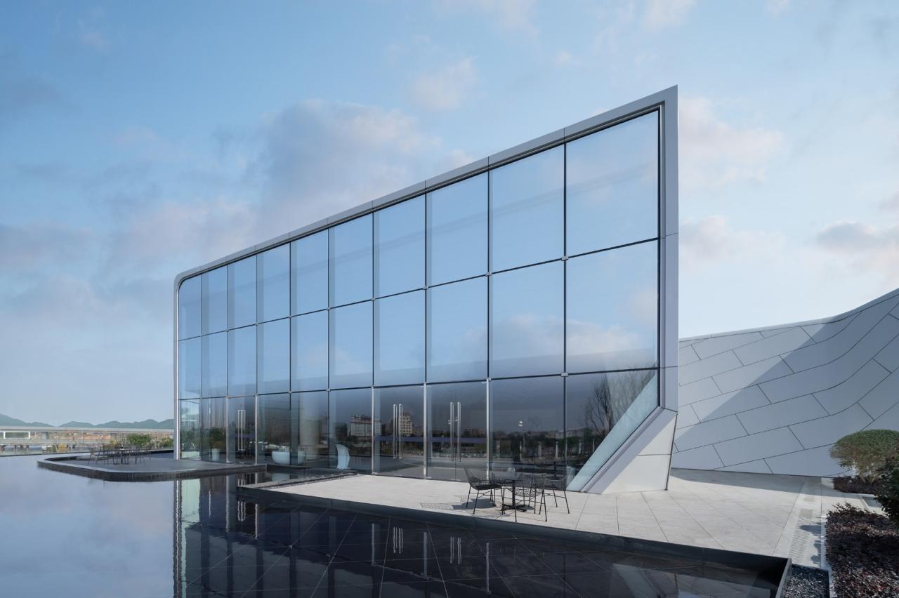 BIM建筑|赣州锦润 ▪ 滨江云宸展示中心 / 成执设计