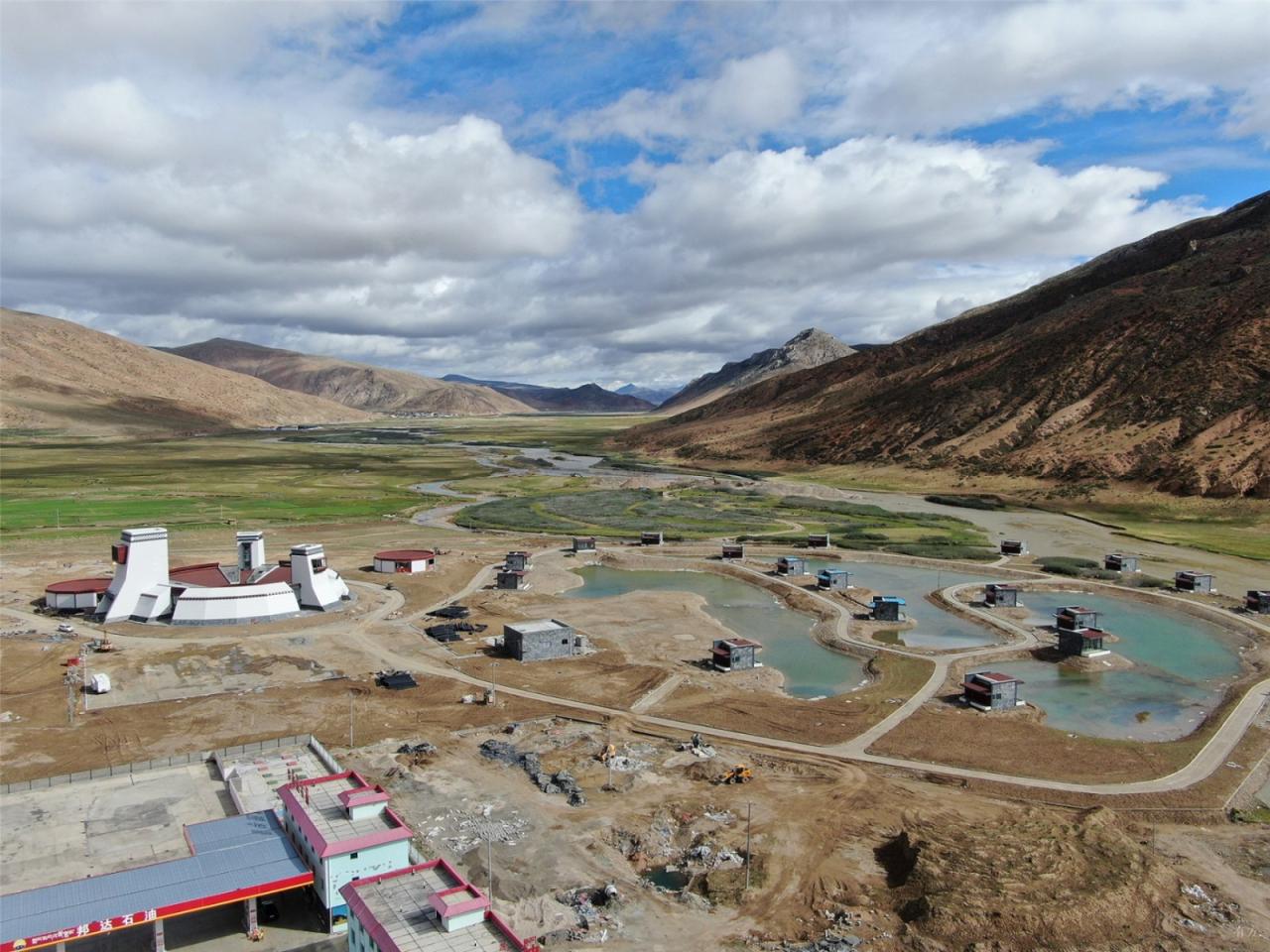 BIM建筑|高寒高海拔地区的当代建筑实践 / 小隐建筑