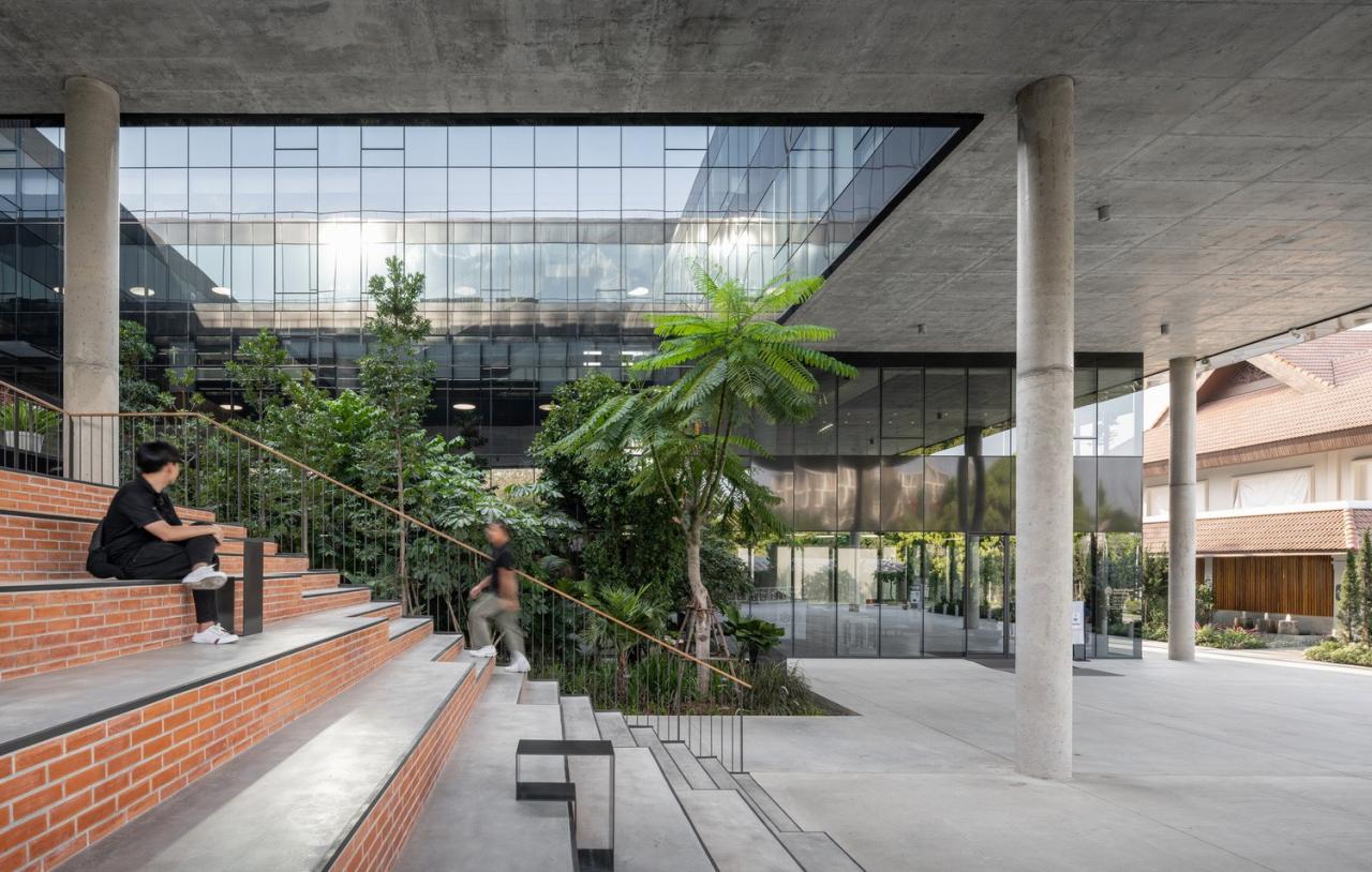 BIM建筑|Choice 公司总部 / Plan Associates