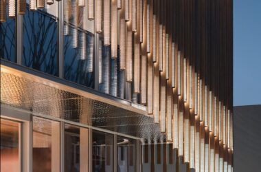 BIM建筑|流动魅力的艺术邂逅 如东金地至尚 ▪ 展示中心 / 成执设计-BIM建筑网