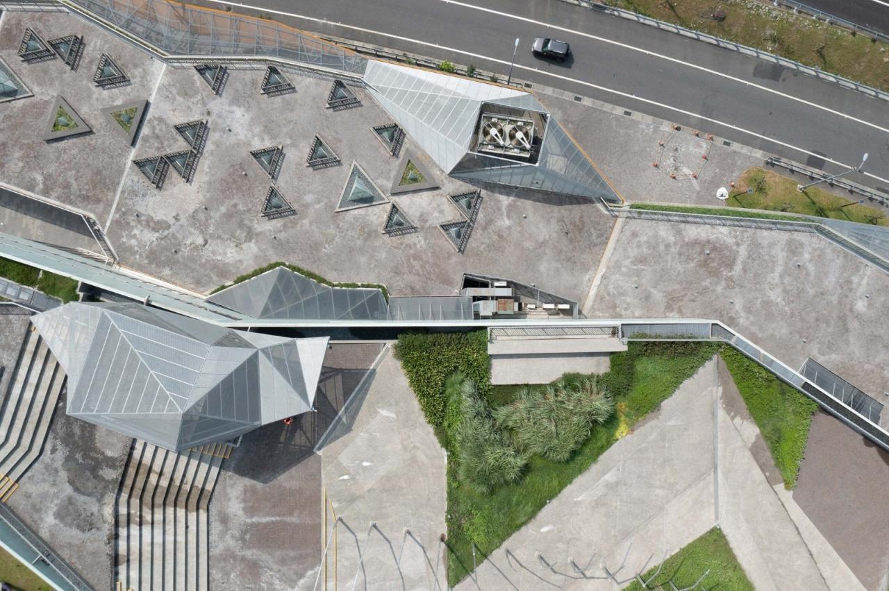 BIM建筑|苏澳高速公路休息区及服务区 / 翁祖模建筑师事务所