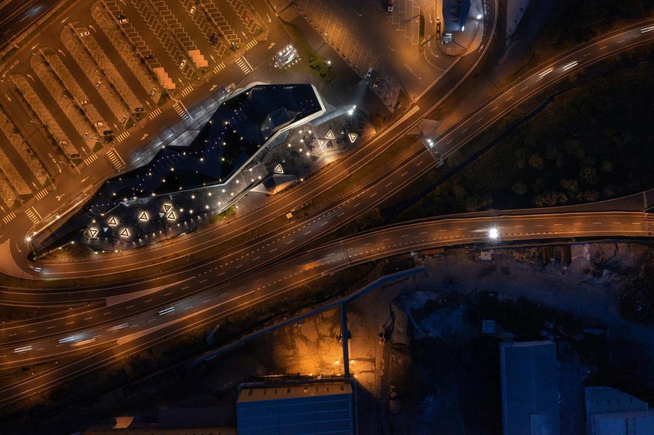 BIM建筑|苏澳高速公路休息区及服务区 / 翁祖模建筑师事务所