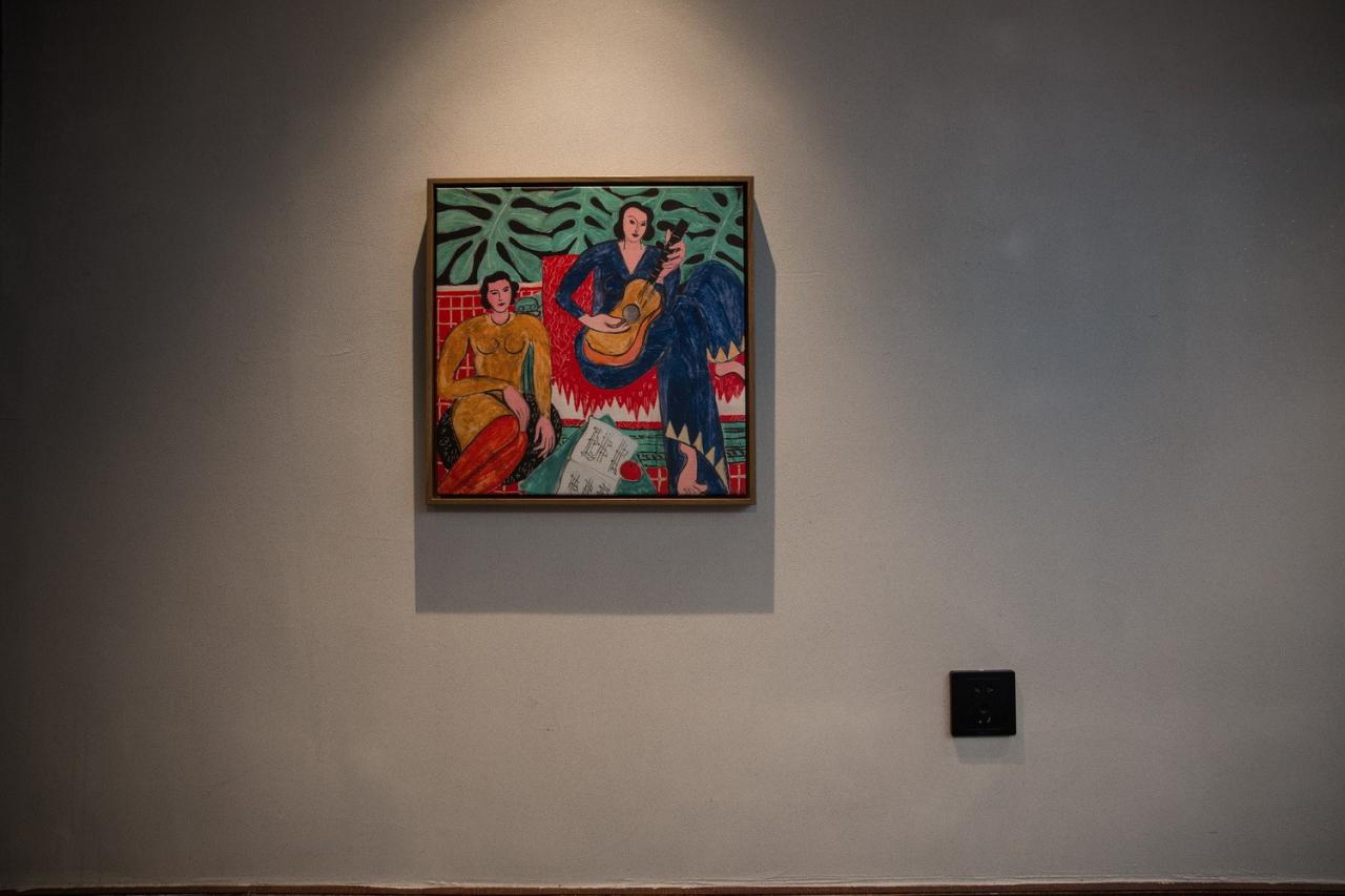 BIM建筑|为城市角落留一盏灯 闲来咖啡 / 素造建筑