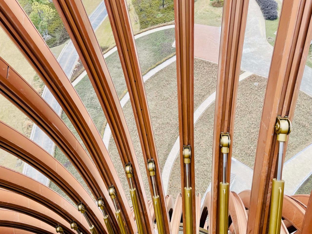 BIM建筑|成都熊猫基地熊猫塔，机械‘竹笋’ / UDG.零号工作室