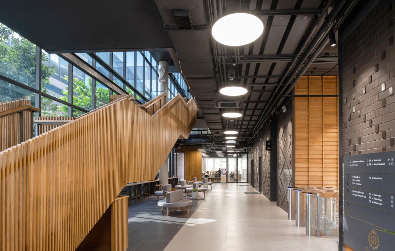 BIM建筑|Choice 公司总部 / Plan Associates