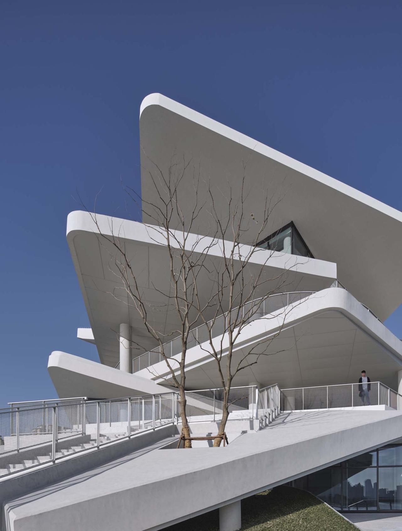 BIM建筑|漫游白色切片，上海之鱼 / 同济原作设计工作室