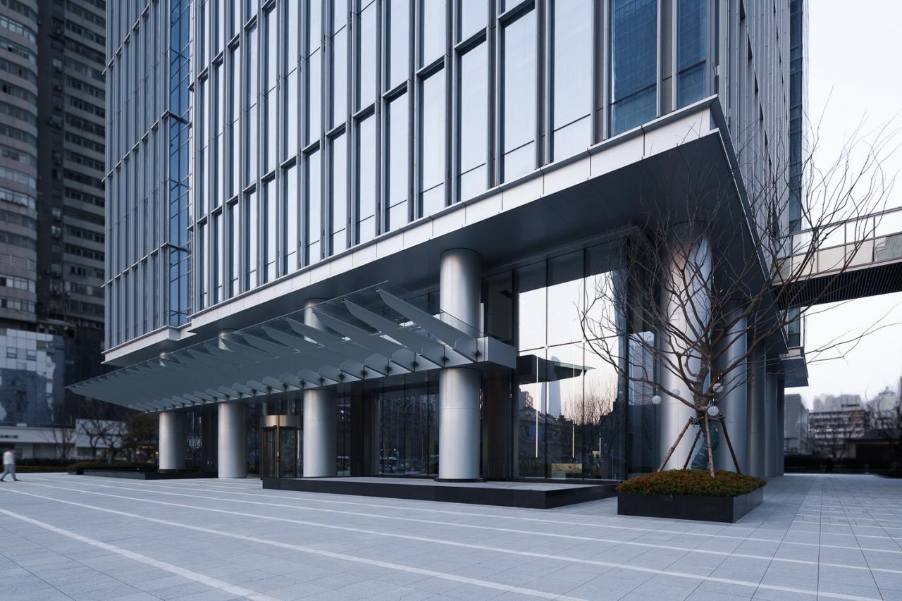 BIM建筑|城市天际线的重塑与街道生活的缝合：武汉中海中心 / 柏涛设计