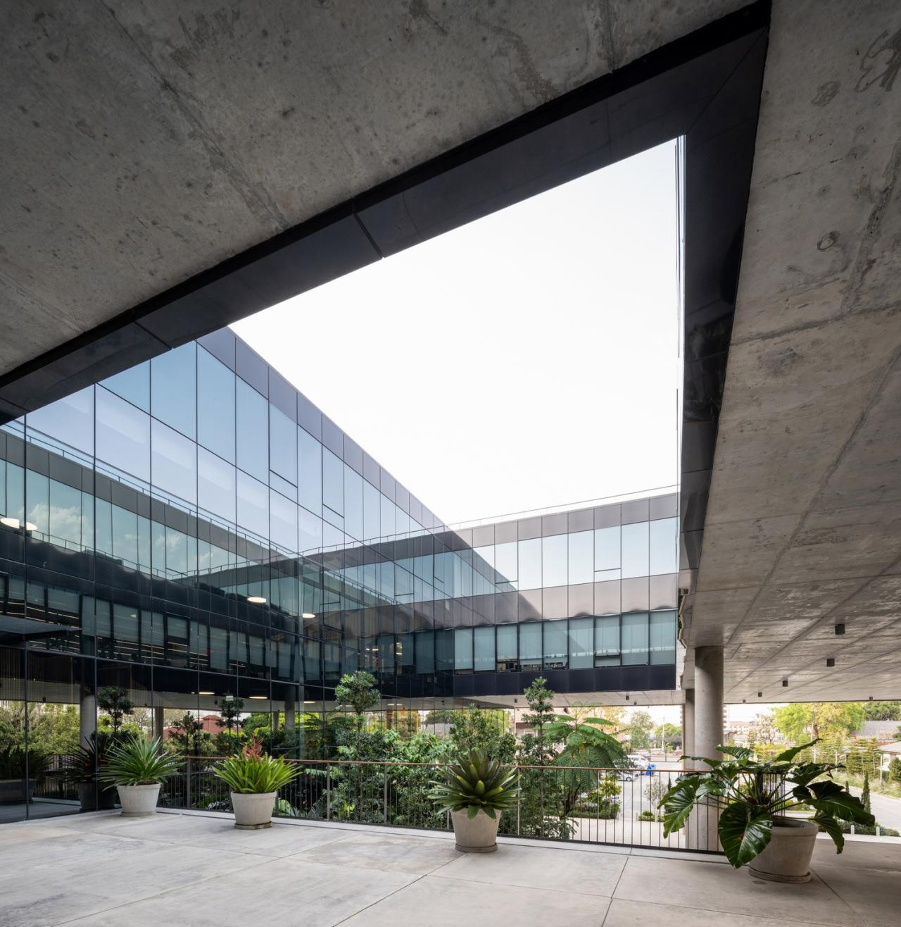 BIM建筑|Choice 公司总部 / Plan Associates