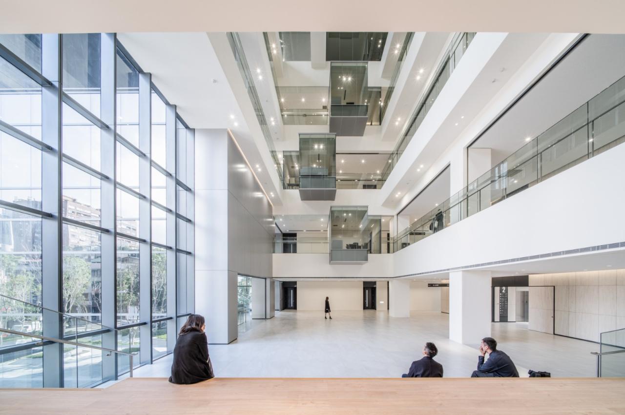 BIM建筑|政治大学公共行政及企业管理教育中心 / 潘冀联合建筑师事务所