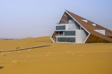 BIM建筑|大漠星河营地接待中心 / 三文建筑-BIM建筑网