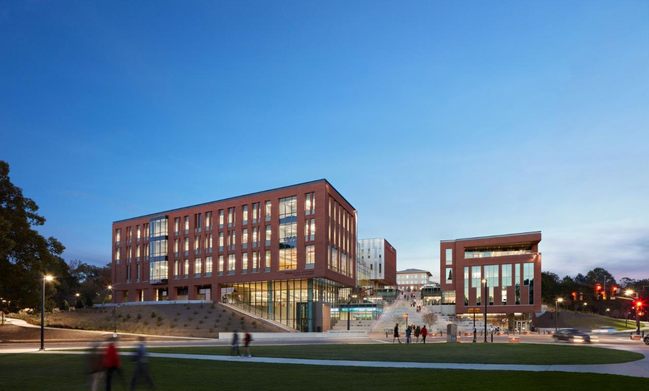 BIM建筑|Wilbur O. & Ann Powers 商学院 / LMN Architects