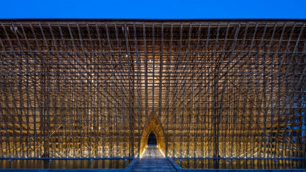 BIM建筑|42000 根竹竿，富国岛大世界欢迎中心 / 武重义建筑事务所