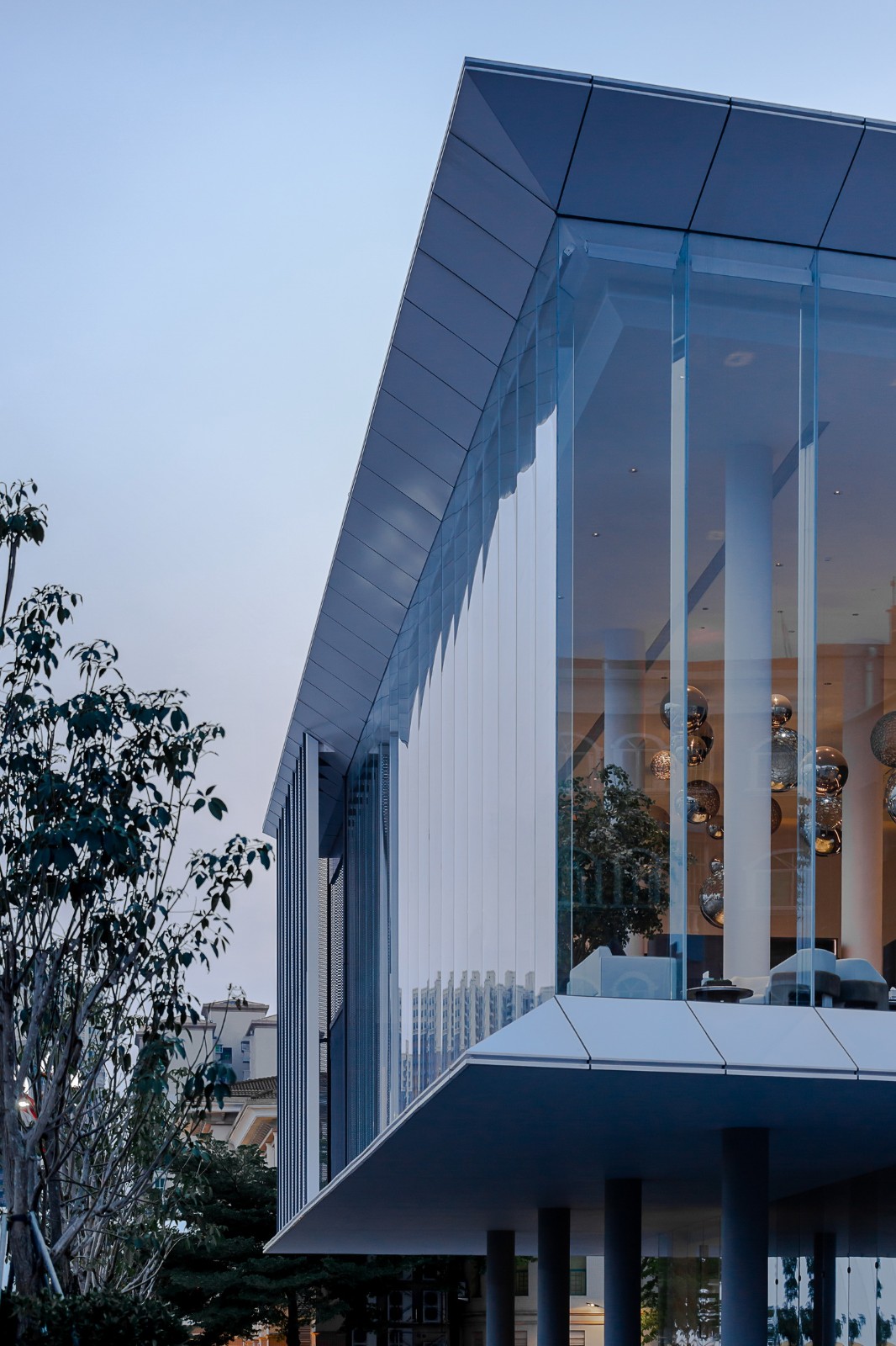 BIM建筑|东莞中科先进产业振兴展示馆 / 柏涛建筑