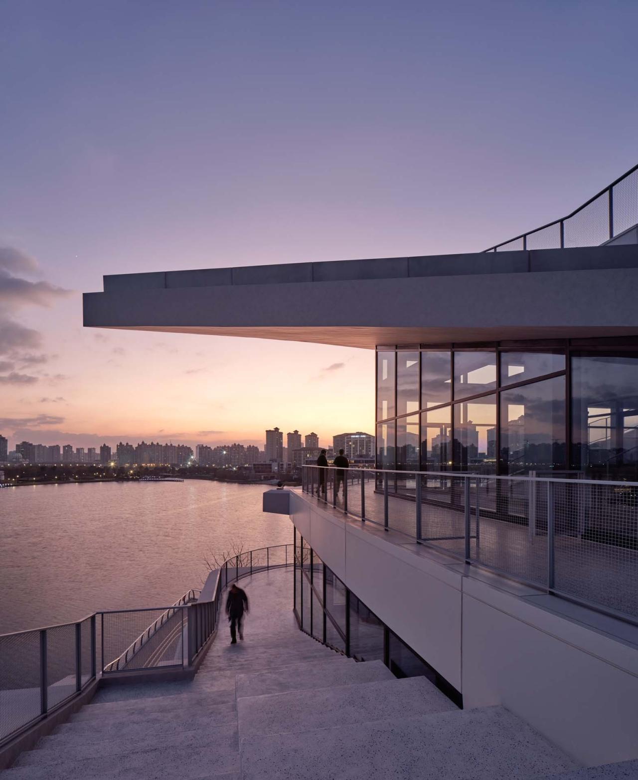 BIM建筑|漫游白色切片，上海之鱼 / 同济原作设计工作室