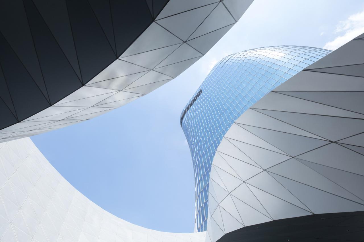 BIM建筑|长沙大王山朗豪酒店 / 蓝天组