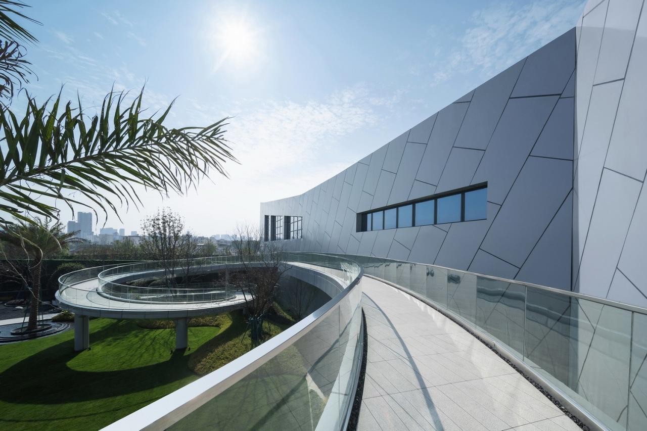 BIM建筑|赣州锦润 ▪ 滨江云宸展示中心 / 成执设计