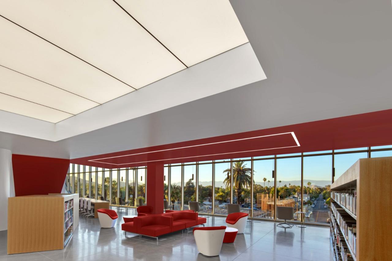 BIM建筑|Riverside 市立图书馆 / Johnson Favaro