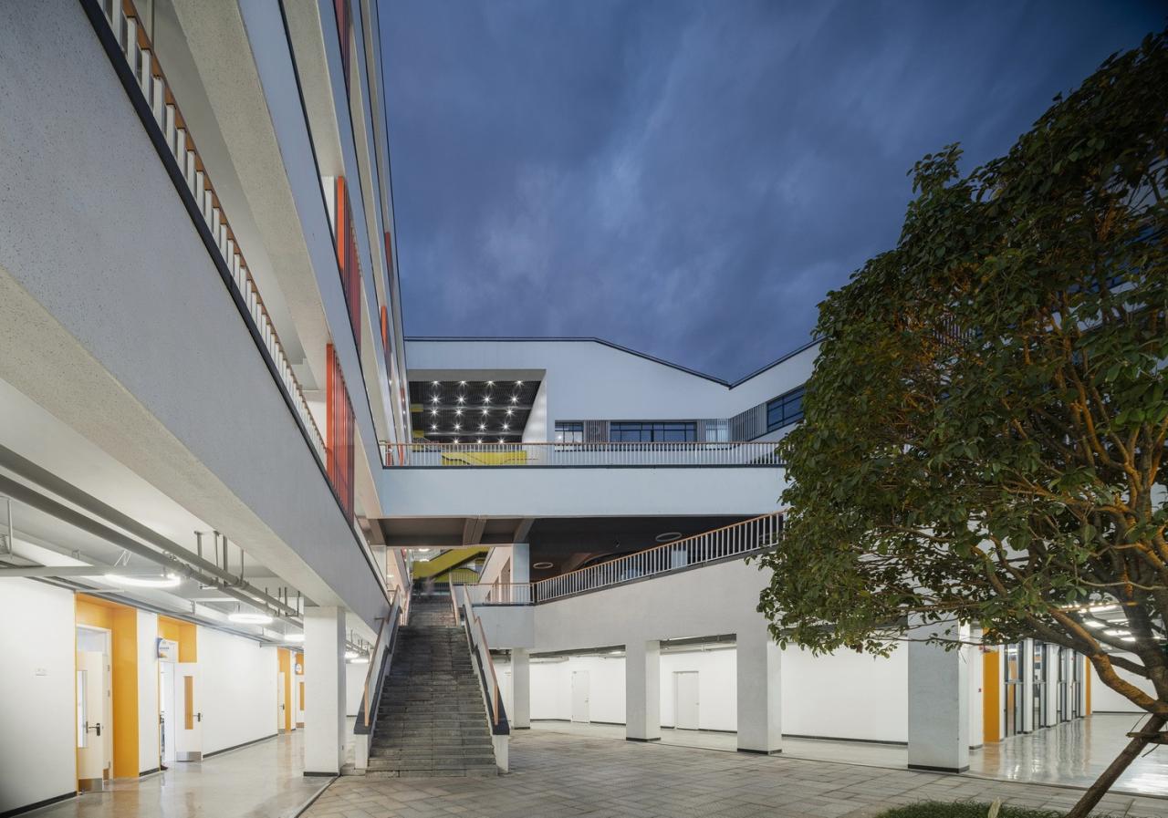 BIM建筑|吉首中驰·湘郡礼德学校（一期）/ 象外营造工作室