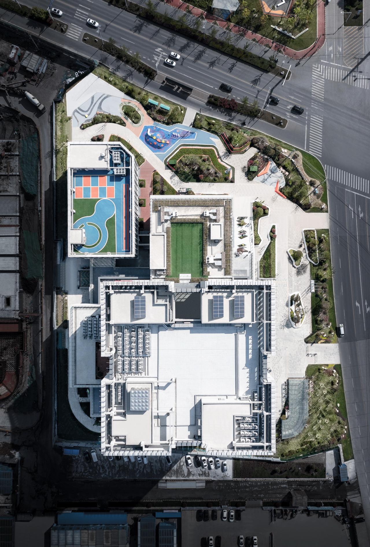 BIM建筑|一站式全民教育综合体：翼立方教育发展中心 / 简和工作室