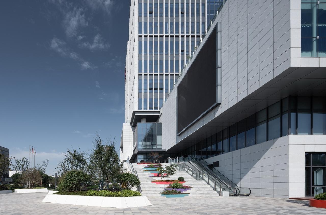 BIM建筑|一站式全民教育综合体：翼立方教育发展中心 / 简和工作室