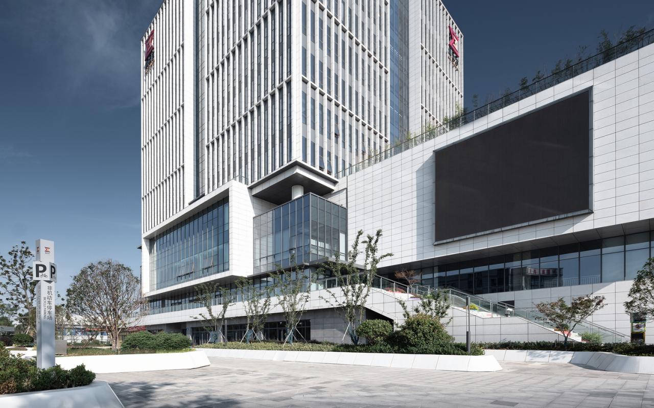 BIM建筑|一站式全民教育综合体：翼立方教育发展中心 / 简和工作室