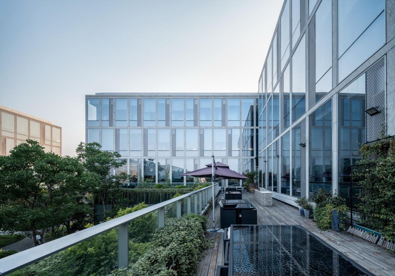 BIM建筑|杭州恩宝办公园区：秩序与自由 / gad