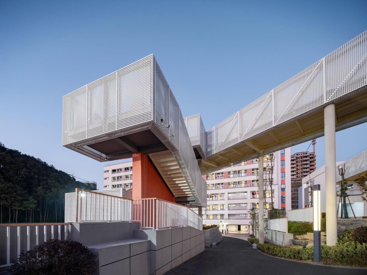 BIM建筑|吉首中驰·湘郡礼德学校（一期）/ 象外营造工作室