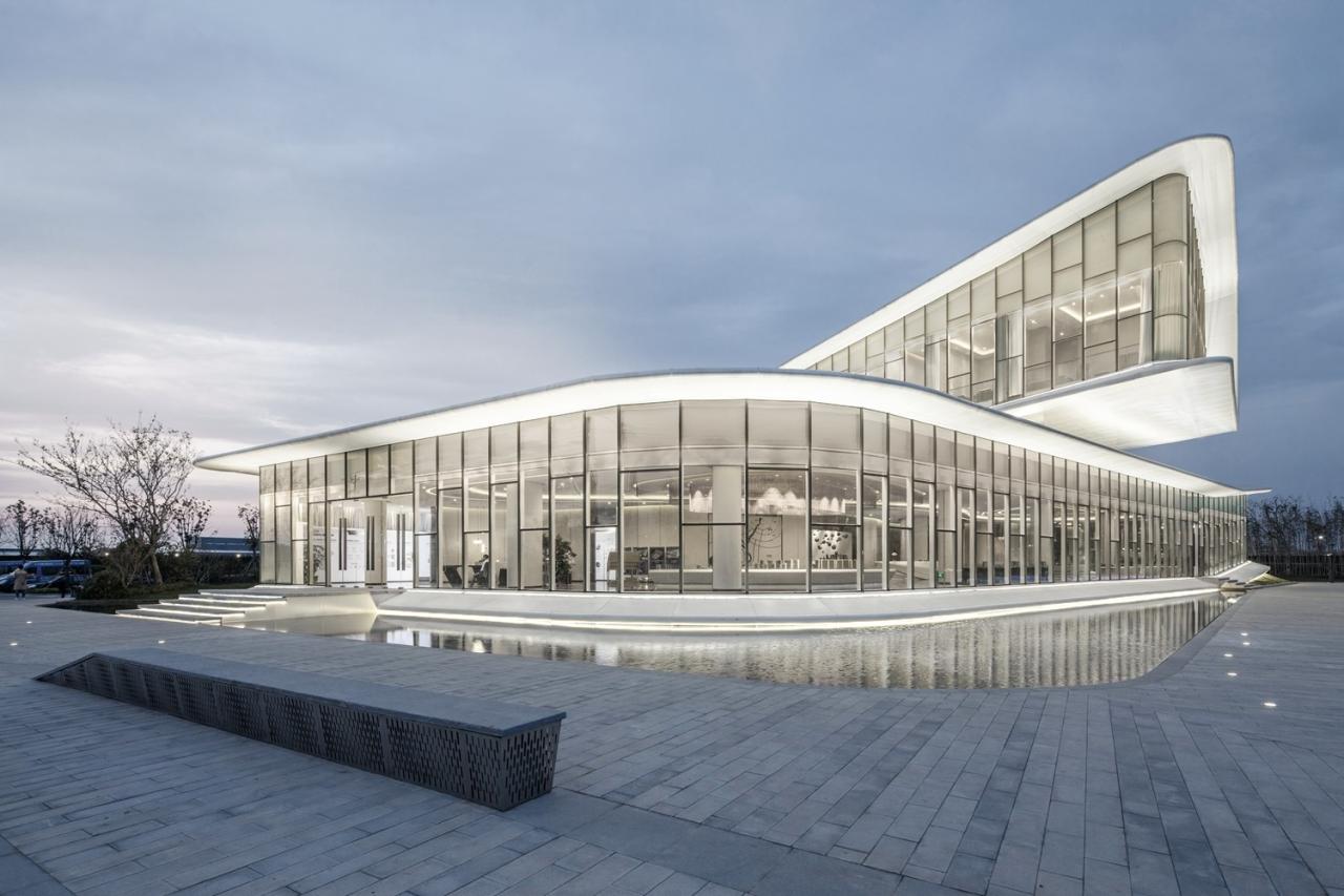 BIM建筑|反重力生长的有机体—洪湖·新滩展示中心 / UA尤安设计