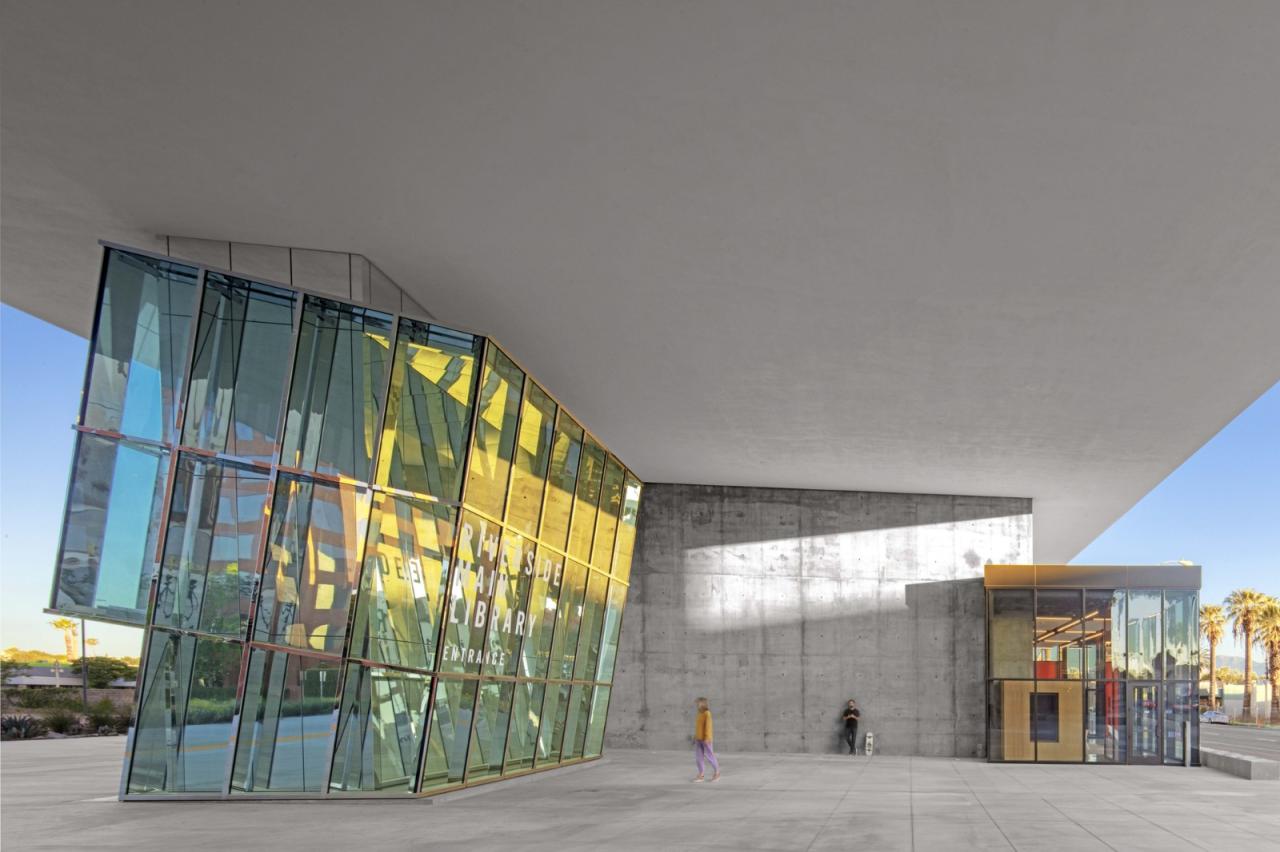 BIM建筑|Riverside 市立图书馆 / Johnson Favaro