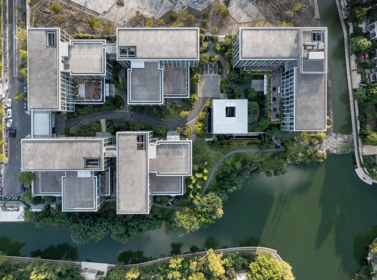 BIM建筑|杭州恩宝办公园区：秩序与自由 / gad