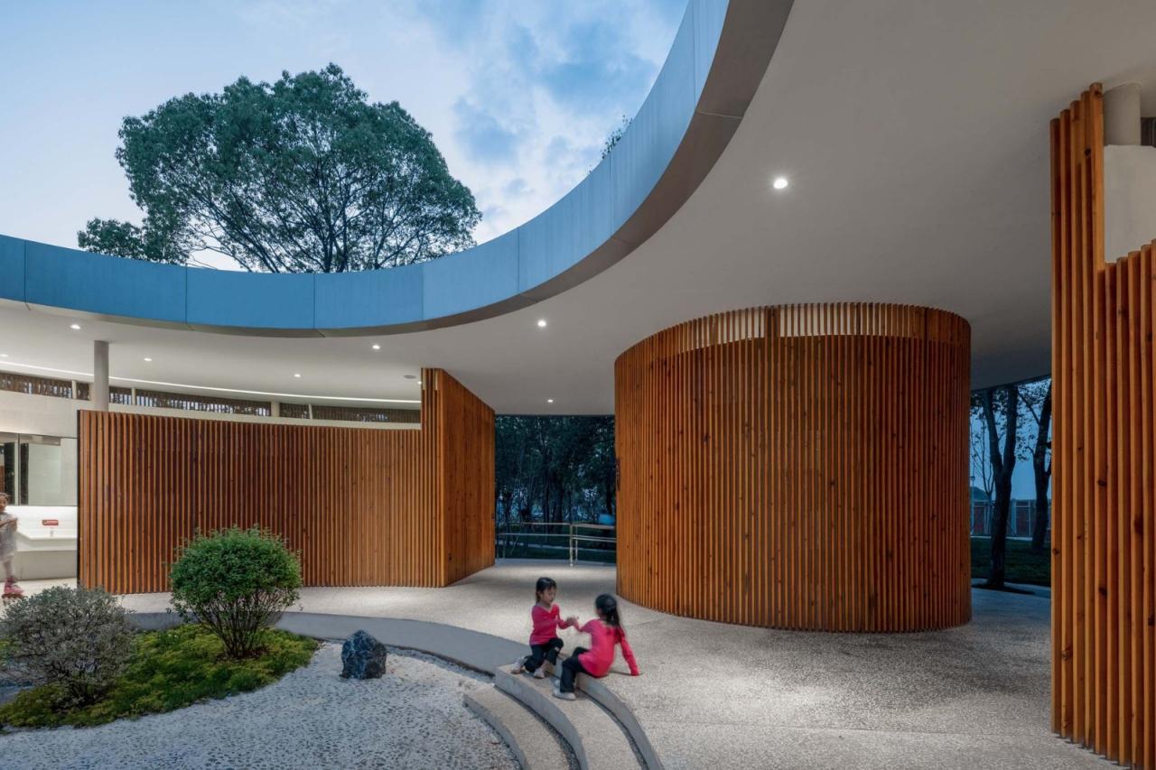 BIM建筑|梁子湖长岭渡口景观公厕 / 原榀建筑