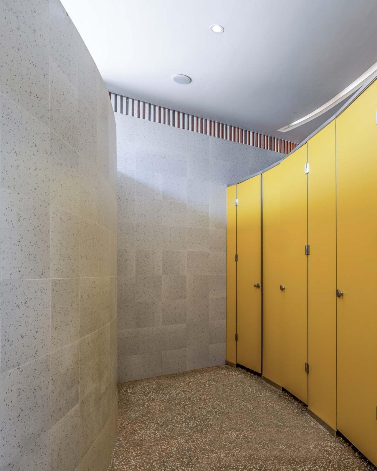 BIM建筑|梁子湖长岭渡口景观公厕 / 原榀建筑