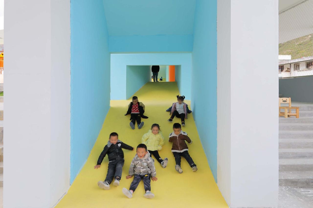 BIM建筑|九寨沟县启航幼儿园 / 东意建筑