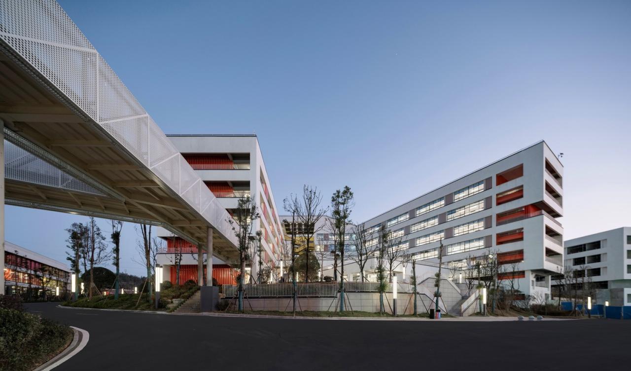 BIM建筑|吉首中驰·湘郡礼德学校（一期）/ 象外营造工作室