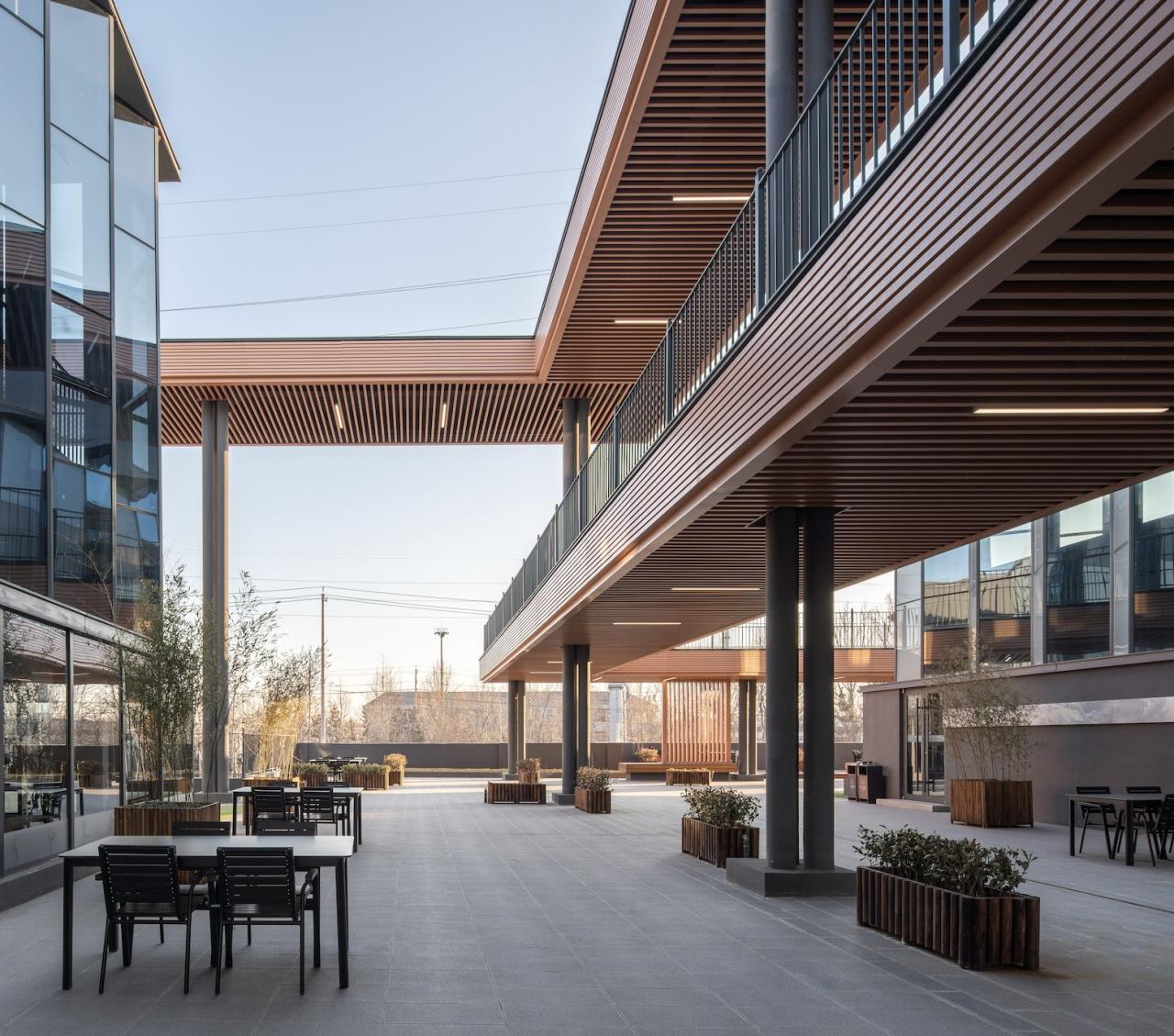 BIM建筑|废弃厂房改造康养配套 / 栖城设计